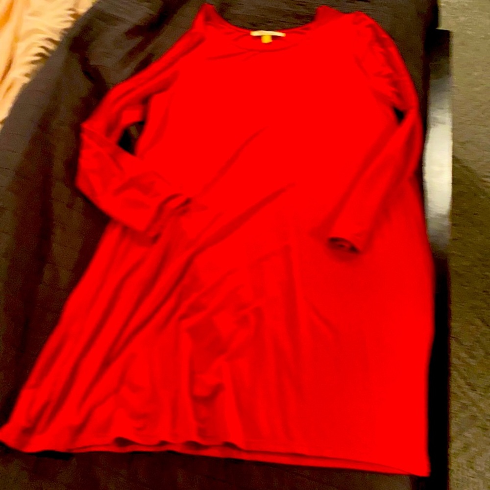 Red Dress women’s boutique